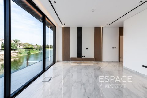 Villa in Jumeirah Park, Dubai 5 bedrooms, 632 sq.m. № 62339 - photo 15