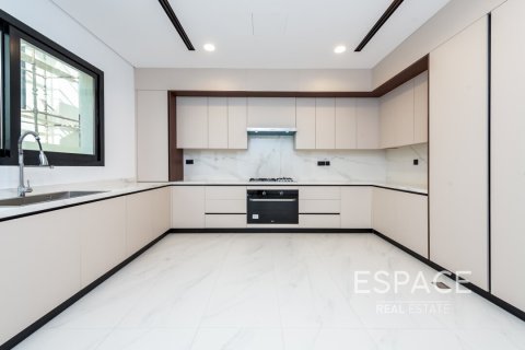 Villa in Jumeirah Park, Dubai 5 bedrooms, 632 sq.m. № 62339 - photo 7