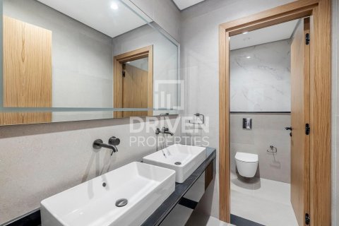 Apartment in Business Bay, Dubai 3 bedrooms, 245 sq.m. № 87367 - photo 11