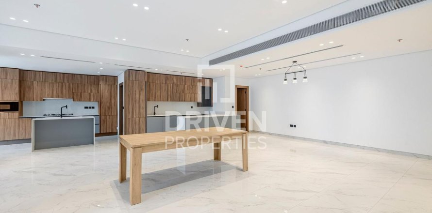 Apartment in Business Bay, Dubai 3 bedrooms, 245 sq.m. № 87367