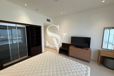 Apartment in Sheikh Zayed Road, Dubai 2 bedrooms, 111 sq.m. № 67763 - photo 8