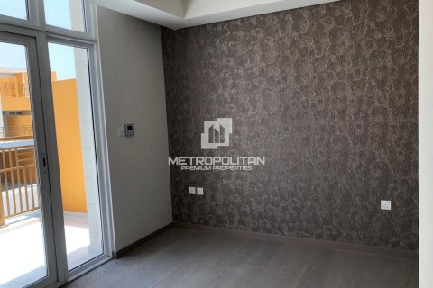 Adosado en DAMAC Hills (Akoya by DAMAC), Dubai, 3 dormitorios, 195 m², № 16075 - foto 4