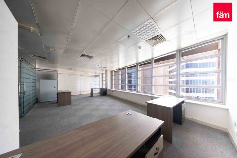 Oficina en Business Bay, Dubai, 106.8 m², № 50664 - foto 2