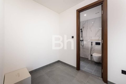 Apartment in Dubai 3 bedrooms, 145 sq.m. № 57035 - photo 8