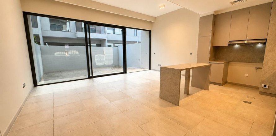 Adosado en Mohammed Bin Rashid City, Dubai, 3 dormitorios, 218.3 m², № 111828