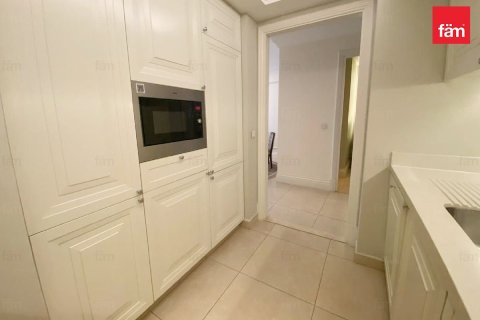 Снять в аренду квартиру в Даунтаун Дубай (Даунтаун Бурдж Дубай), Дубай: 1 спальня, 78.7м², № 111720 - фото 8