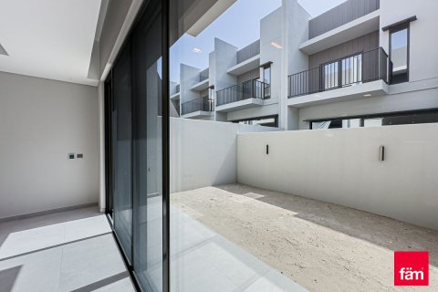 Townhouse in Mohammed Bin Rashid City, Dubai 2 bedrooms, 112.2 sq.m. № 111835 - photo 22