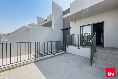 Townhouse in Mohammed Bin Rashid City, Dubai 2 bedrooms, 112.2 sq.m. № 111835 - photo 18