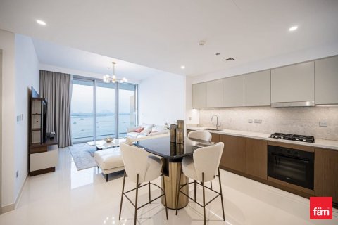 Apartment in Dubai Harbour, Dubai 2 bedrooms, 108.7 sq.m. № 111825 - photo 17