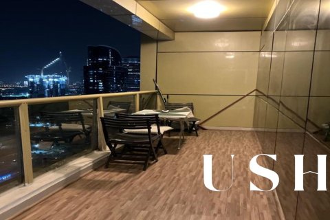 Appartement à Jumeirah Lake Towers, Dubai, 1 chambre, 69 m², № 39723 - photo 2