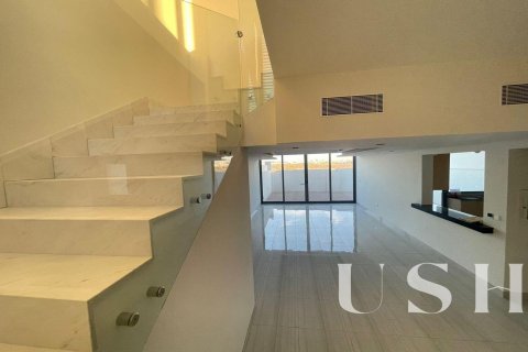 Townhouse in wasl gate, Dubai 3 bedrooms, 240 sq.m. № 39735 - photo 3