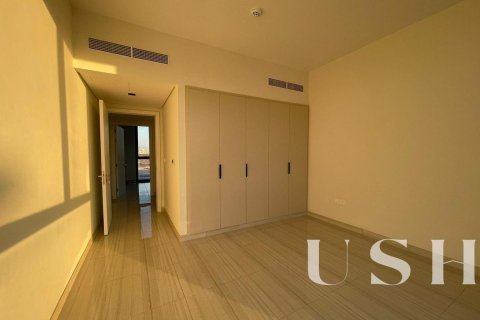 Townhouse in wasl gate, Dubai 3 bedrooms, 240 sq.m. № 39735 - photo 1