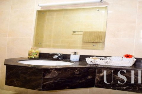 Apartment in Al Furjan, Dubai 3 bedrooms, 159 sq.m. № 39725 - photo 4