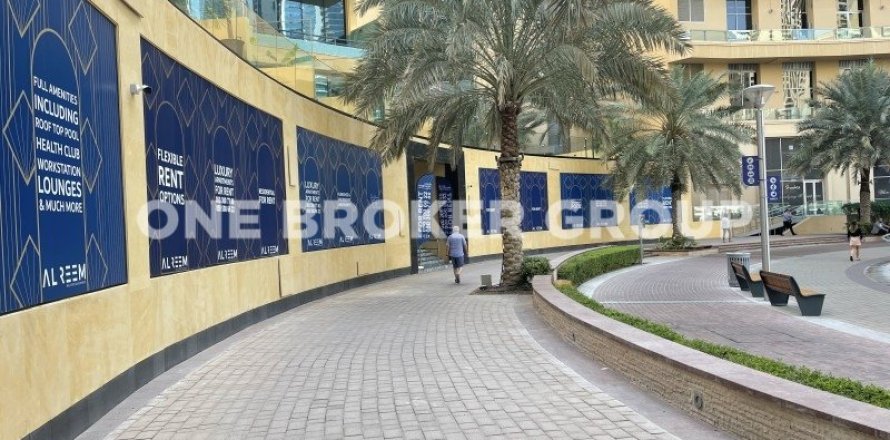 Shop in Dubai Marina, Dubai 49.4 sq.m. № 634