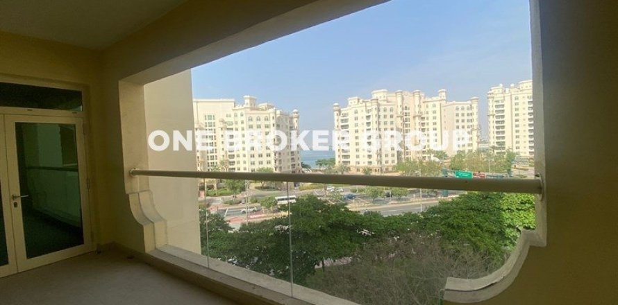 Квартира в Пальме Джумейре, Дубай, 3 спальни, 206.5м², № 647