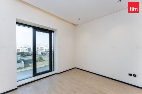 Apartment in Dubai 2 bedrooms, 106.5 sq.m. № 10744 - photo 8