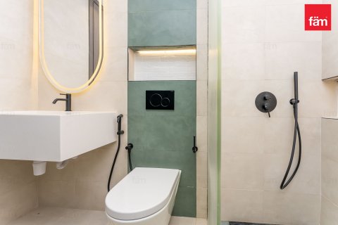 Apartment in Dubai 2 bedrooms, 106.5 sq.m. № 10744 - photo 17
