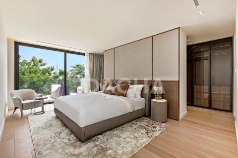 Villa in Jumeirah Islands, Dubai 5 bedrooms, 571 sq.m. № 135295 - photo 9