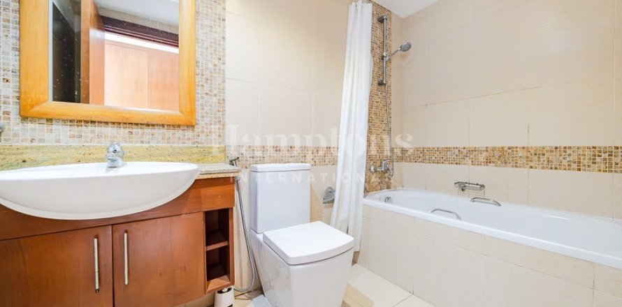 Apartment in The Views 1, The Views, Dubai 1 bedroom, 78.6888 sq.m. № 114280