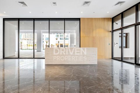 Apartment in Business Bay, Dubai 3 bedrooms, 143 sq.m. № 20763 - photo 12