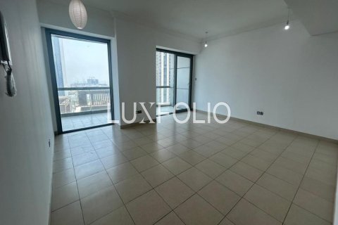 Apartment in Mohammad Bin Rashid Boulevard, Downtown Dubai (Downtown Burj Dubai), Dubai 2 bedrooms, 152 sq.m. № 45303 - photo 2