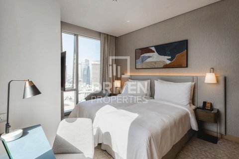 Apartment in Vida Residences Dubai Mall, Downtown Dubai (Downtown Burj Dubai), Dubai 2 bedrooms, 102 sq.m. № 86480 - photo 10