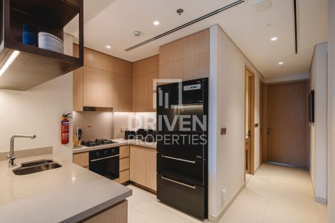 Apartment in Vida Residences Dubai Mall, Downtown Dubai (Downtown Burj Dubai), Dubai 2 bedrooms, 102 sq.m. № 86480 - photo 11