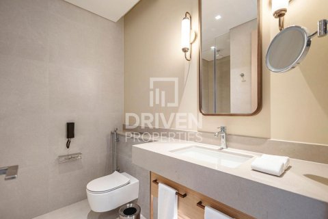 Apartment in Vida Residences Dubai Mall, Downtown Dubai (Downtown Burj Dubai), Dubai 2 bedrooms, 102 sq.m. № 86480 - photo 7