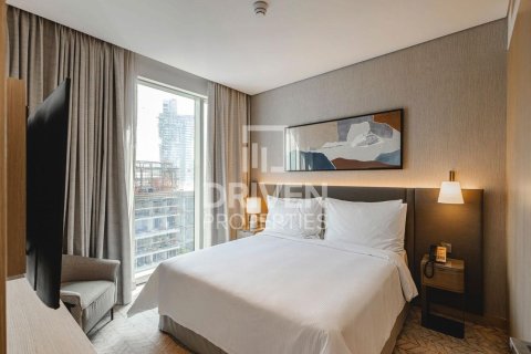 Apartment in Vida Residences Dubai Mall, Downtown Dubai (Downtown Burj Dubai), Dubai 2 bedrooms, 102 sq.m. № 86480 - photo 3