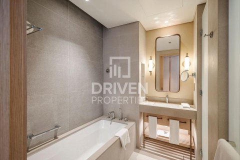 Apartment in Vida Residences Dubai Mall, Downtown Dubai (Downtown Burj Dubai), Dubai 2 bedrooms, 102 sq.m. № 86480 - photo 5