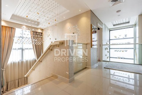 Купить виллу в DAMAC Hills (Akoya by DAMAC), Дубай: 5 спален, 425м², № 86489 - фото 14