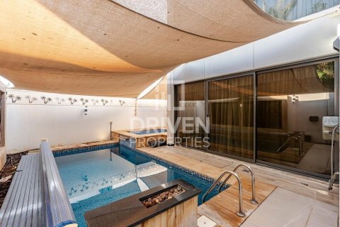 Купить виллу в DAMAC Hills (Akoya by DAMAC), Дубай: 5 спален, 425м², № 86489 - фото 4