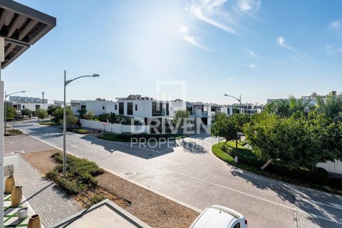 Вилла в DAMAC Hills (Akoya by DAMAC), Дубай, 5 спален, 425м², № 86489