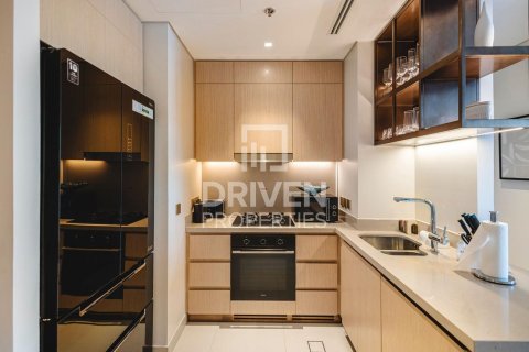 Apartment in Vida Residences Dubai Mall, Downtown Dubai (Downtown Burj Dubai), Dubai 2 bedrooms, 100 sq.m. № 86479 - photo 6