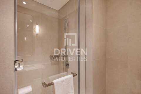 Apartment in Vida Residences Dubai Mall, Downtown Dubai (Downtown Burj Dubai), Dubai 2 bedrooms, 100 sq.m. № 86479 - photo 12