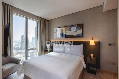 Apartment in Vida Residences Dubai Mall, Downtown Dubai (Downtown Burj Dubai), Dubai 2 bedrooms, 100 sq.m. № 86479 - photo 9