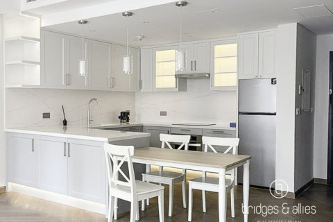 Apartment in Downtown Dubai (Downtown Burj Dubai), Dubai 2 bedrooms, 113.2 sq.m. № 77257 - photo 2