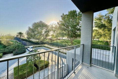 Villa in Dubai Hills Estate, Dubai 4 bedrooms, 456.2 sq.m. № 77260 - photo 5