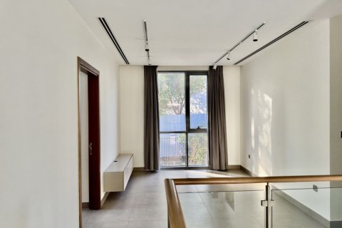 Villa in Dubai Hills Estate, Dubai 4 bedrooms, 456.2 sq.m. № 77260 - photo 13