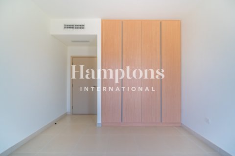 Снять в аренду виллу в Dubai South (Dubai World Central), Дубай: 3 спальни, 496.19492300м², № 90818 - фото 22