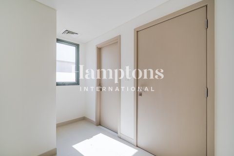 Снять в аренду виллу в Dubai South (Dubai World Central), Дубай: 3 спальни, 496.19492300м², № 90818 - фото 3