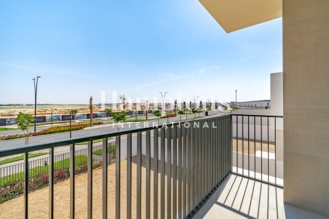 Снять в аренду виллу в Dubai South (Dubai World Central), Дубай: 3 спальни, 496.19492300м², № 90818 - фото 19