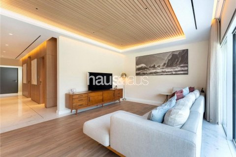 Villa in The Lakes, Dubai 4 bedrooms, 315 sq.m. № 44025 - photo 6