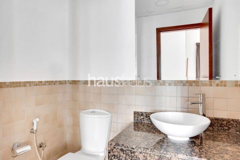 Apartment in Sadaf, Jumeirah Beach Residence, Dubai 2 bedrooms, 129 sq.m. № 44037 - photo 17