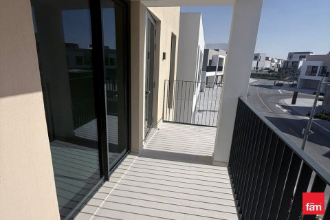 Townhouse in Dubai 3 bedrooms, 126.7 sq.m. № 113444 - photo 2