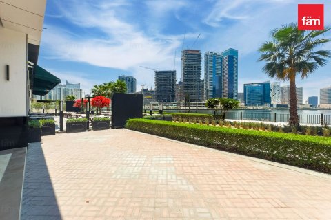 Shop in Business Bay, Dubai 76.6 sq.m. № 113443 - photo 11