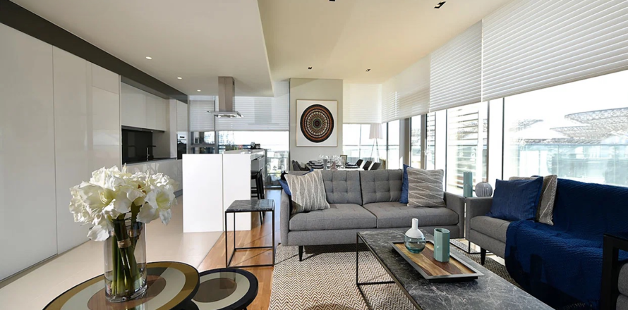 Appartement à Dubai, 3 chambres, 199 m², № 5732