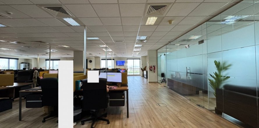 Bureau à Dubai Investment Park, Dubai, 506.1 m², № 50236