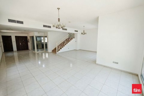 Villa in Dubai 4 bedrooms, 501.5 sq.m. № 110661 - photo 16