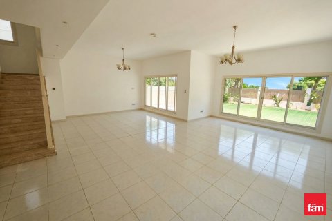 Villa in Dubai 4 bedrooms, 501.5 sq.m. № 110661 - photo 20